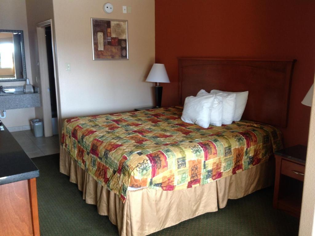 Hearne Budgetel Inn And Suites חדר תמונה