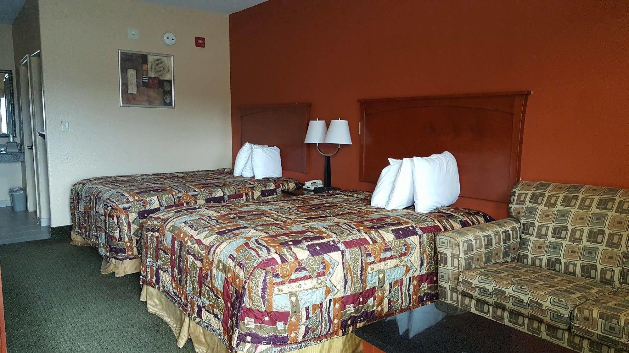 Hearne Budgetel Inn And Suites מראה חיצוני תמונה